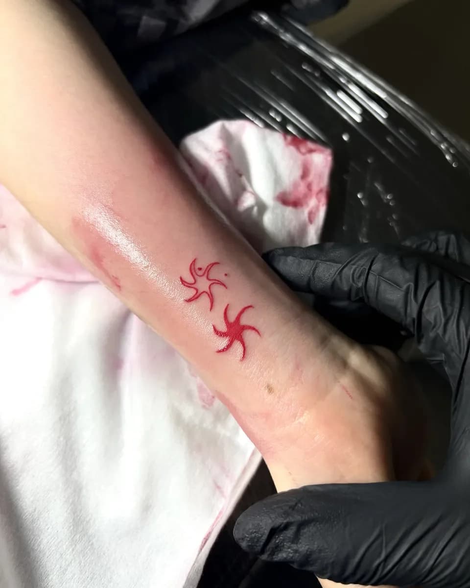 손목 미니 타투