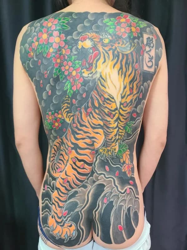 ์ด๋ ์ฆ๋ฏธ