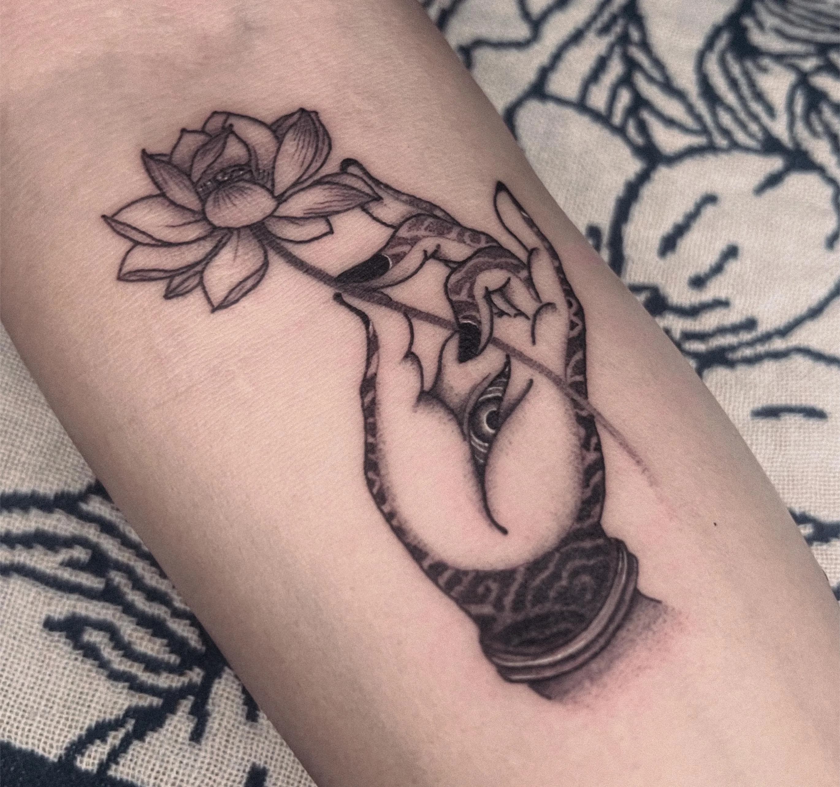 부처손 연꽃 타투 울산타투 - 1