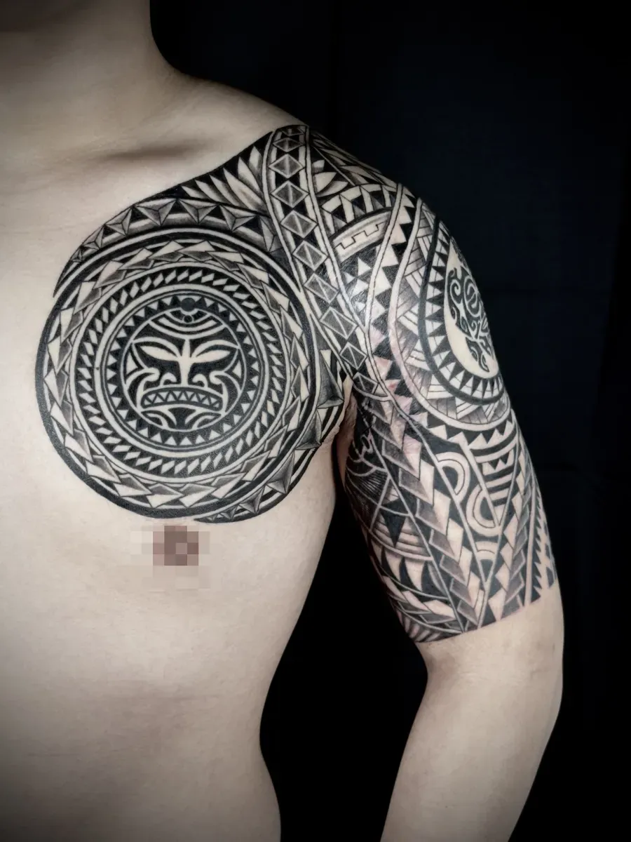 가슴반팔 폴리네시안 - 1