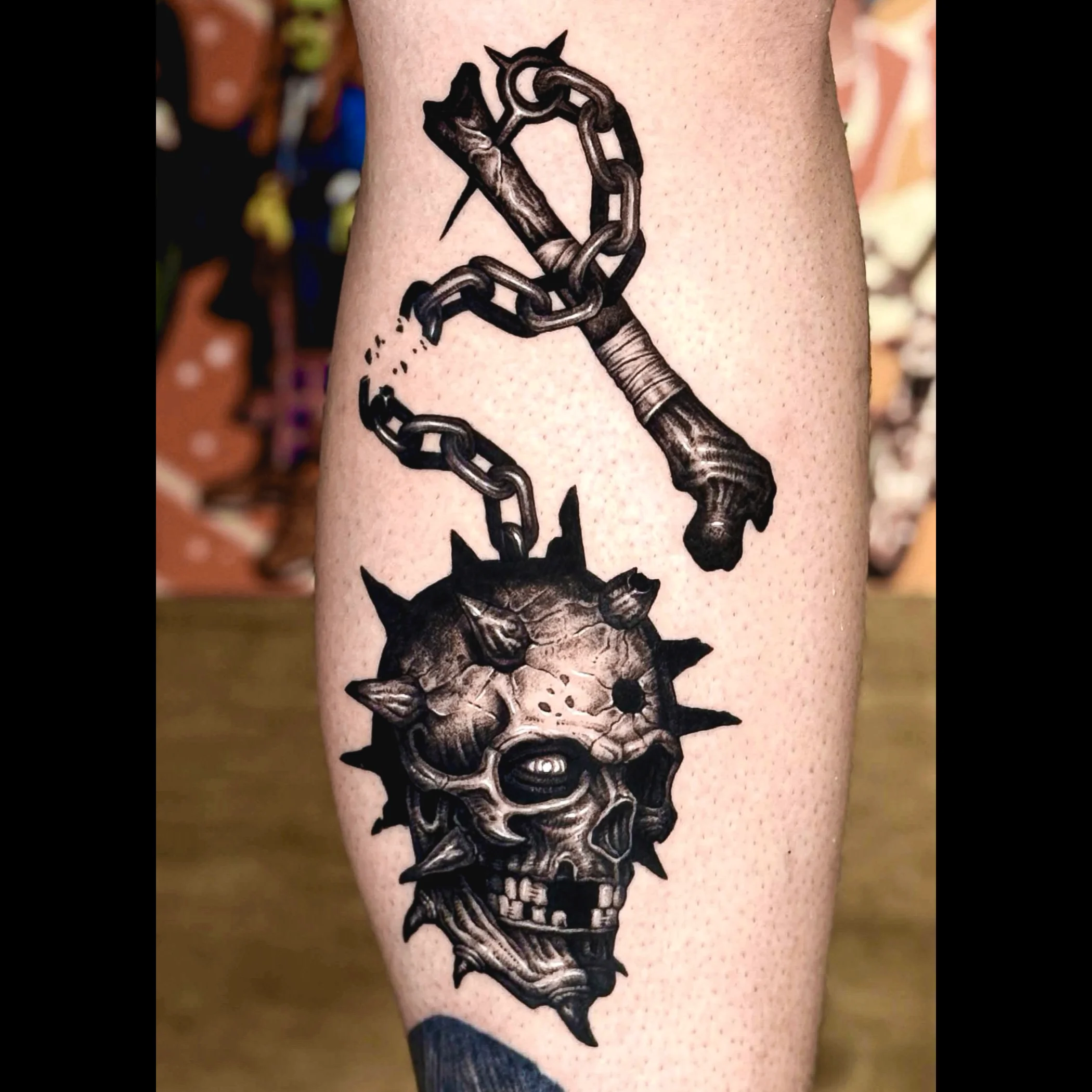 철퇴 해골 타투