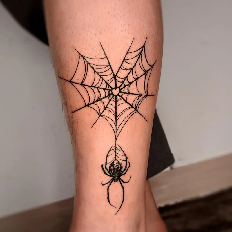 하트 거미 거미줄