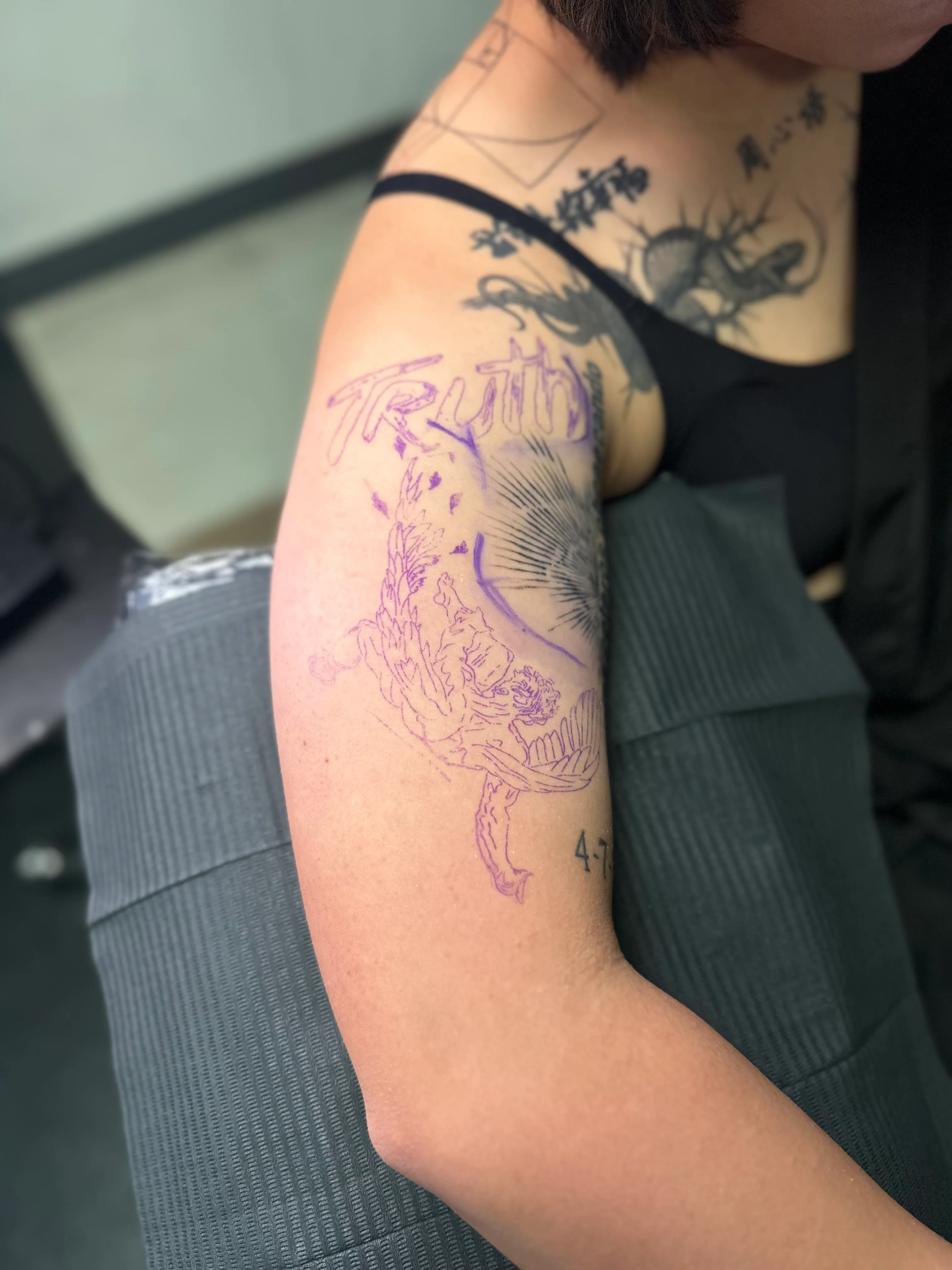 붓터치 레터링 & 이카루스