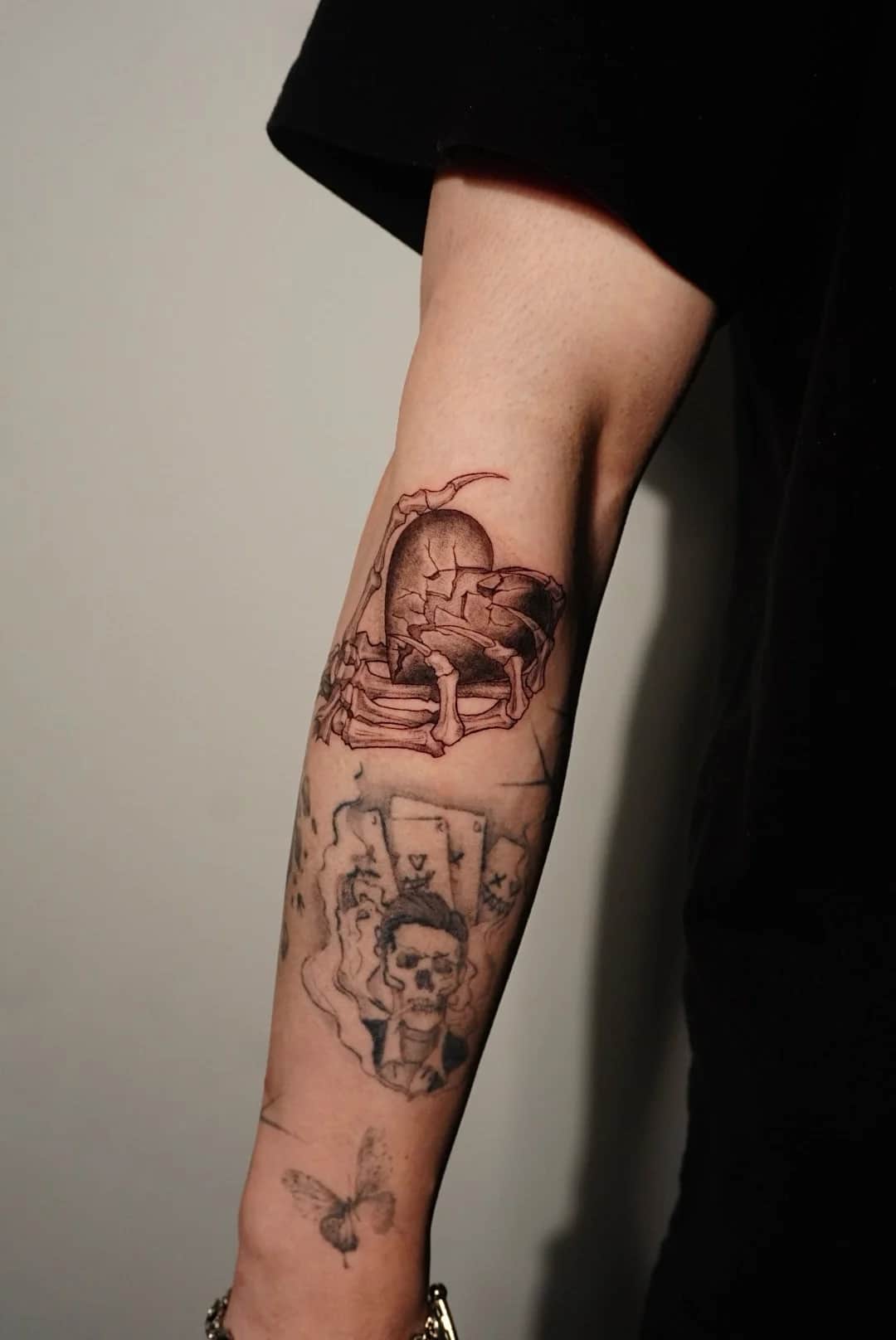 블랙워크 커스텀디자인 원포인트 타투