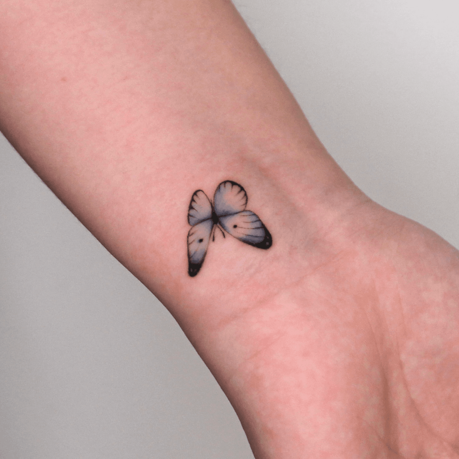 나비타투 손목타투 미니타투 수원타투 인계동타투