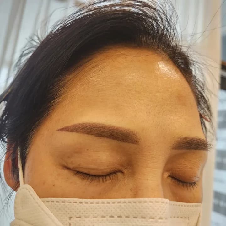 여자 콤보 눈썹