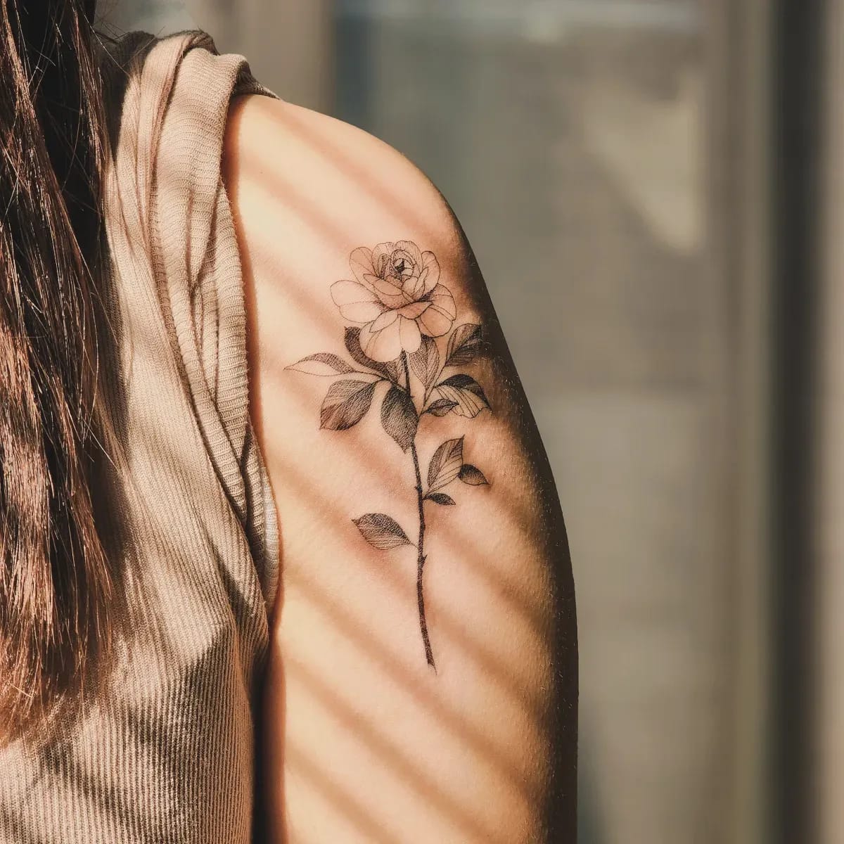 라인워크 장미꽃