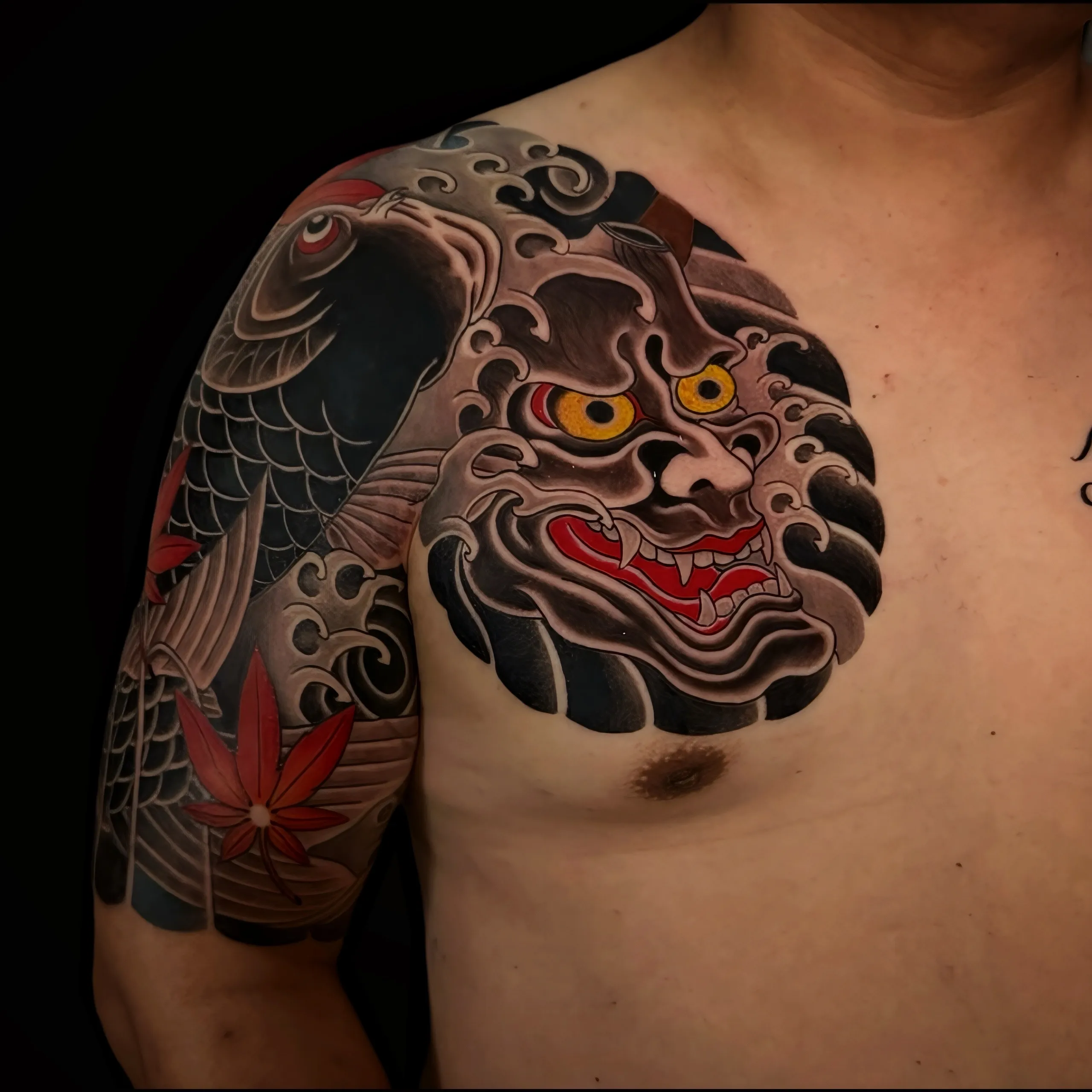 잉어 와 한야 가슴반팔