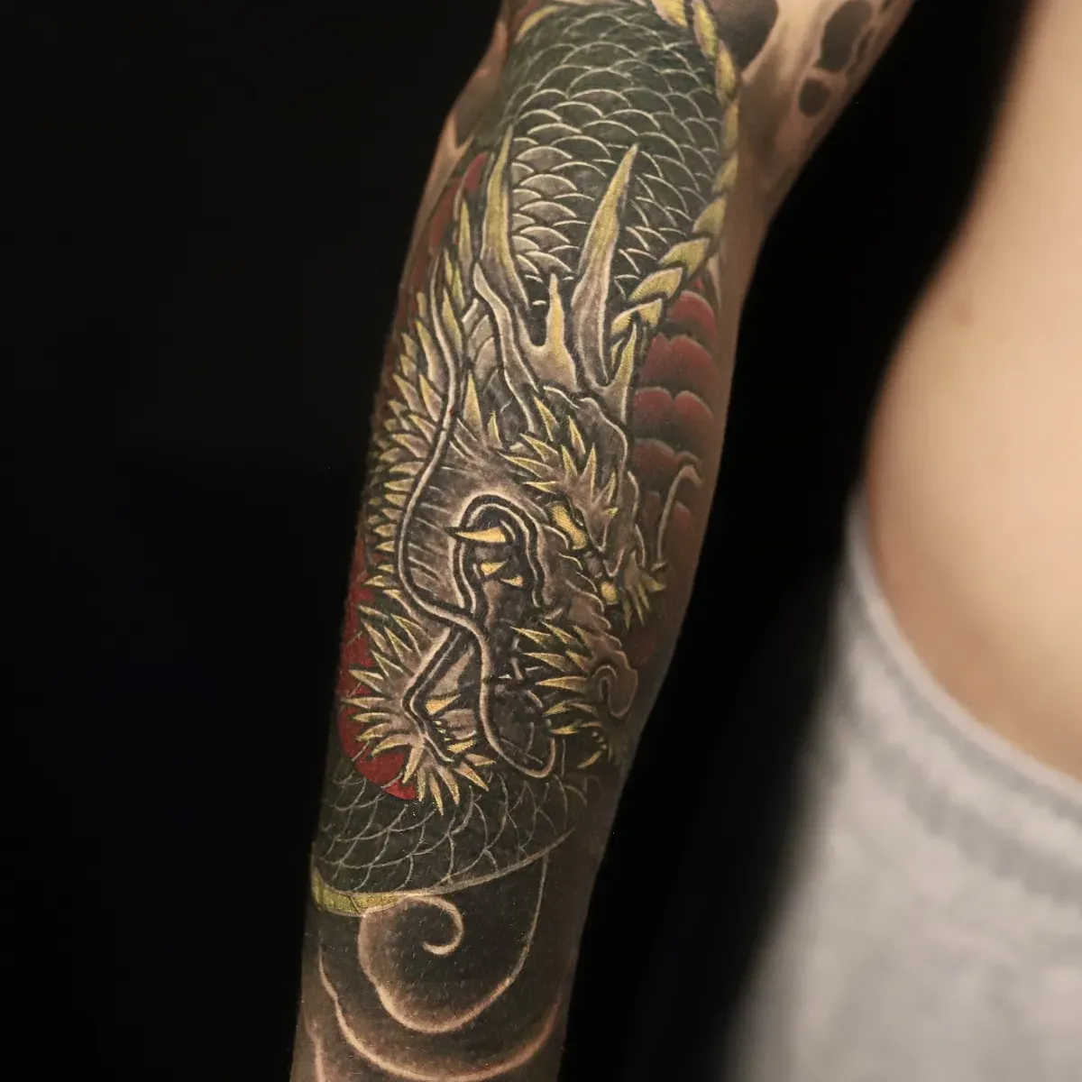 터치업 및 커버업 컬러 긴팔