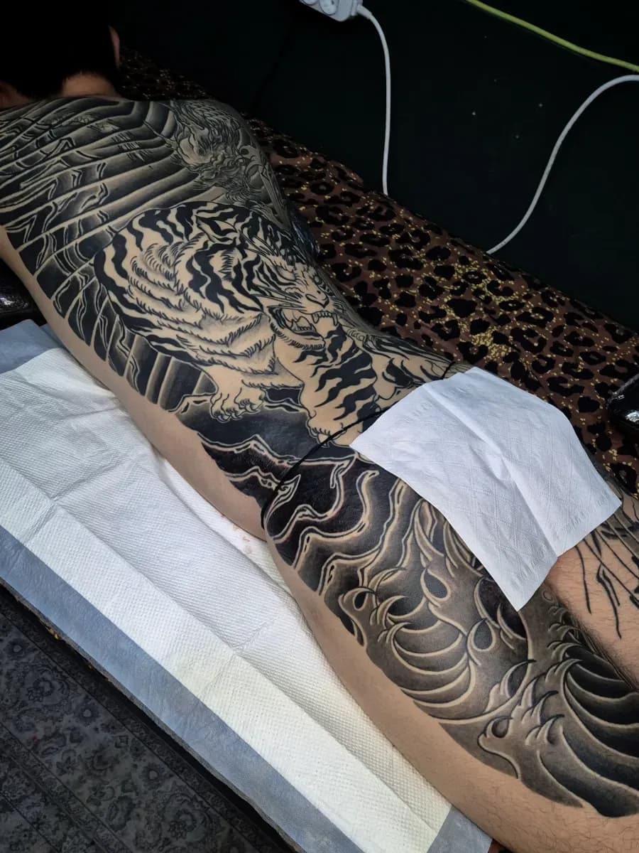 ๋ฑ๋ฒ
์ง ์ฉํธ์๋ฐ ์งํ์ค