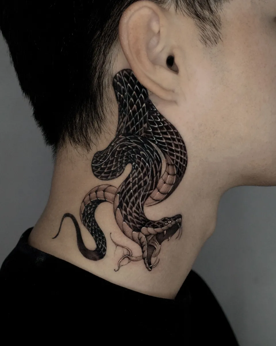 옆목 뱀 커버업 블랙워크타투 - 1