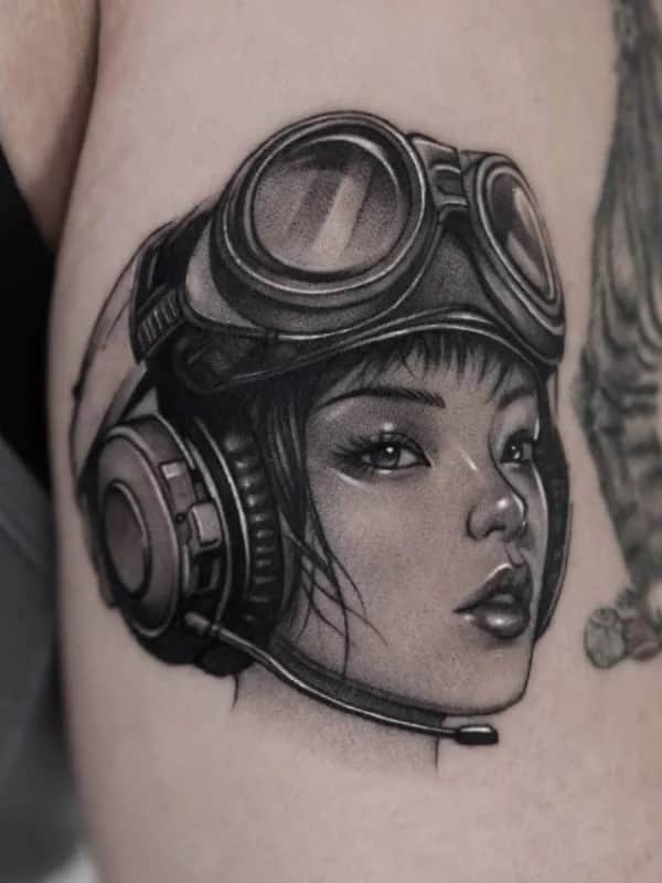 커스텀 인물타투