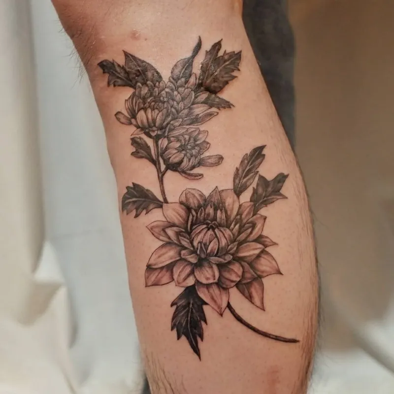 흉터커버업 블랙워크 종아리타투 tattooist_petal