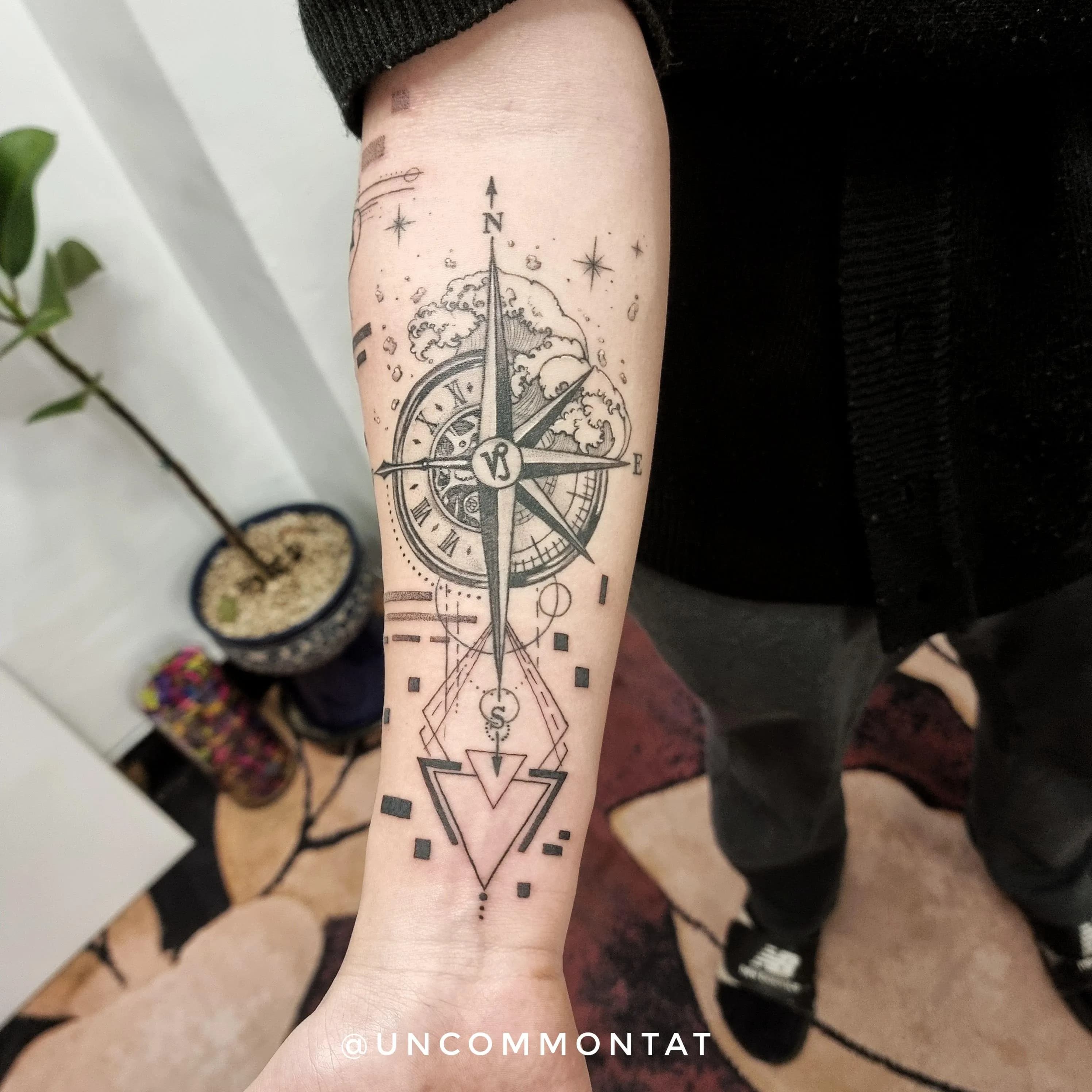 ᴜɴᴄᴏᴍᴍᴏɴ ᴛᴀᴛ - 1