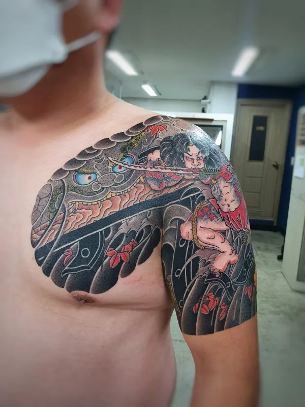 가슴반팔 수문장