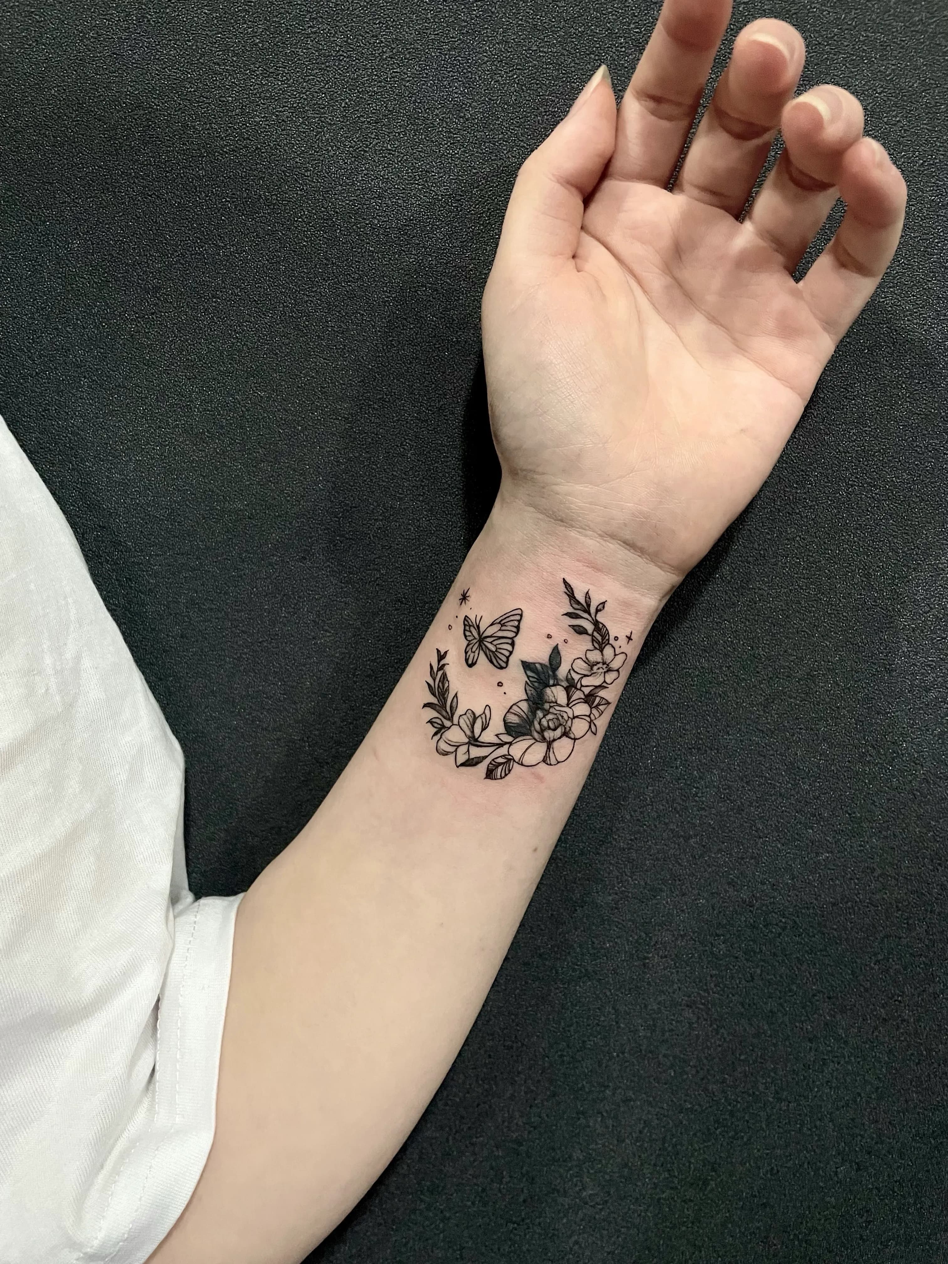 커버업 꽃달 나비