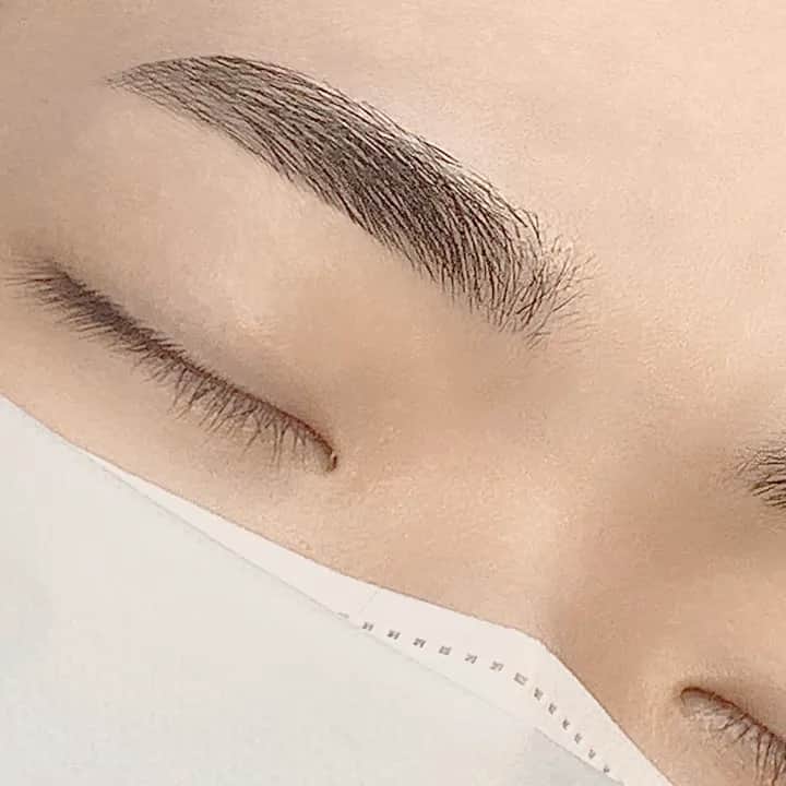 남자 엠보 자연눈썹