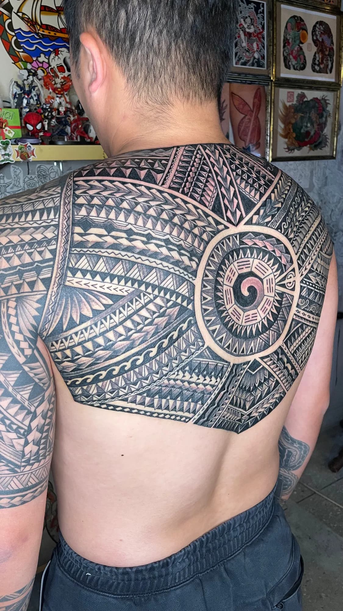 ๋ถ์ฐ ํด๋ฆฌ๋ค์์ ๋ฑํ ์์