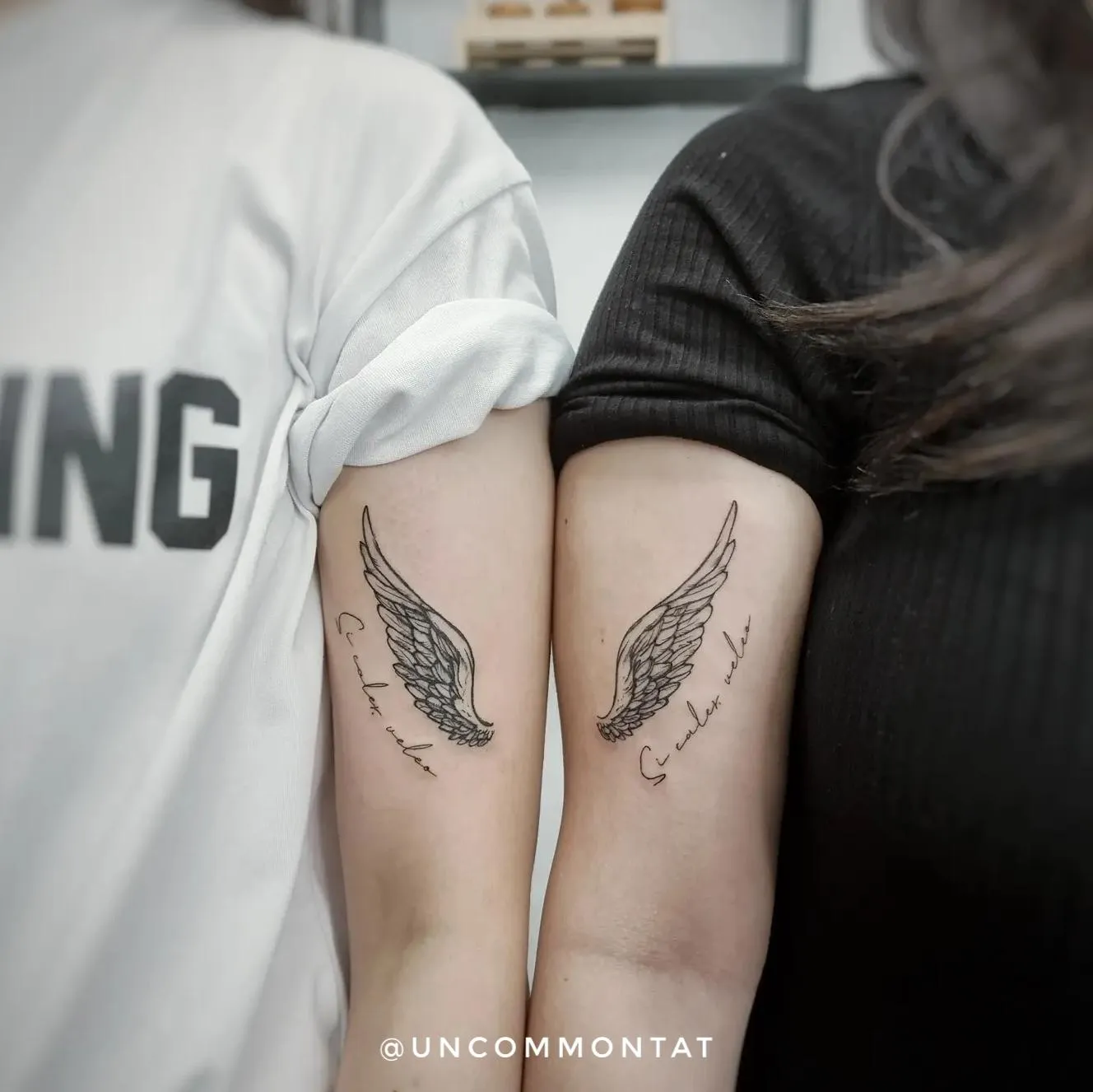 안녕하세요 :) ᴜɴᴄᴏᴍᴍᴏɴ ᴛᴀᴛ 입니다.