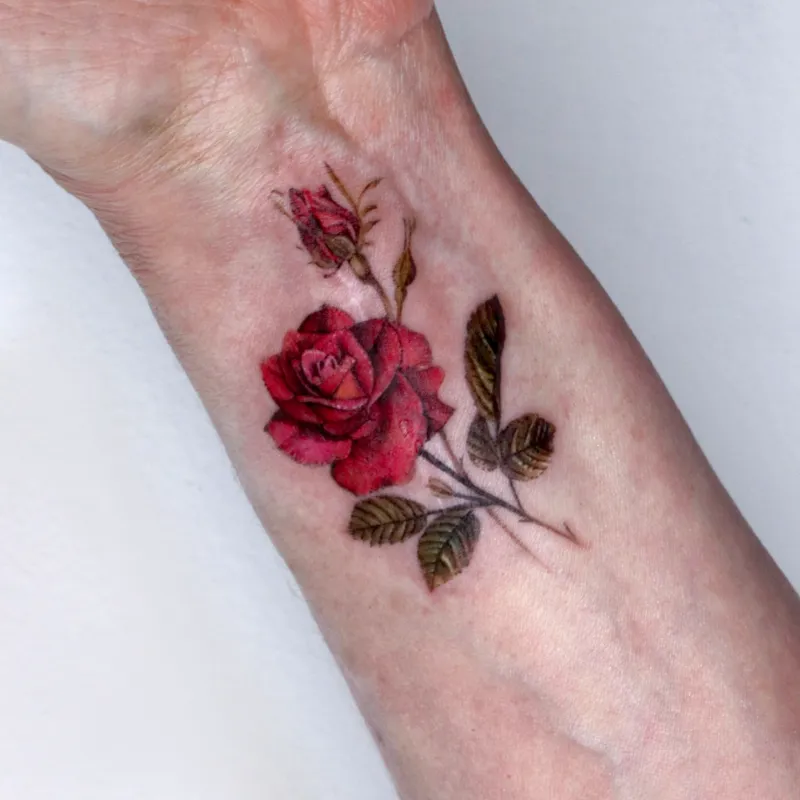 장미 흉터 커버업