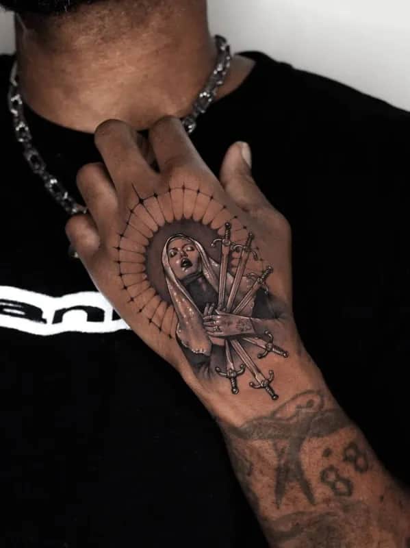 손등 마리아 타투🙏🏽