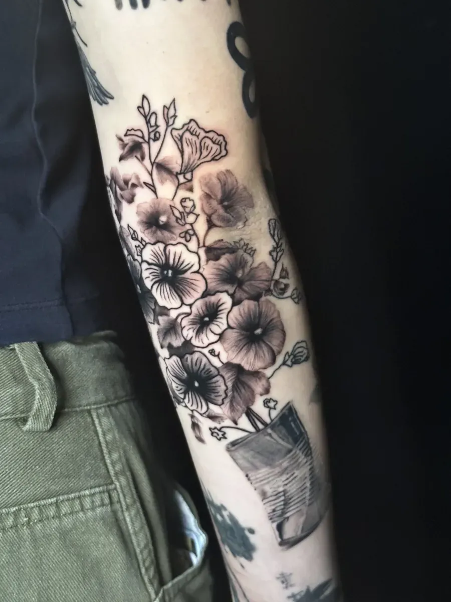 블랙 포인트 감성 타투