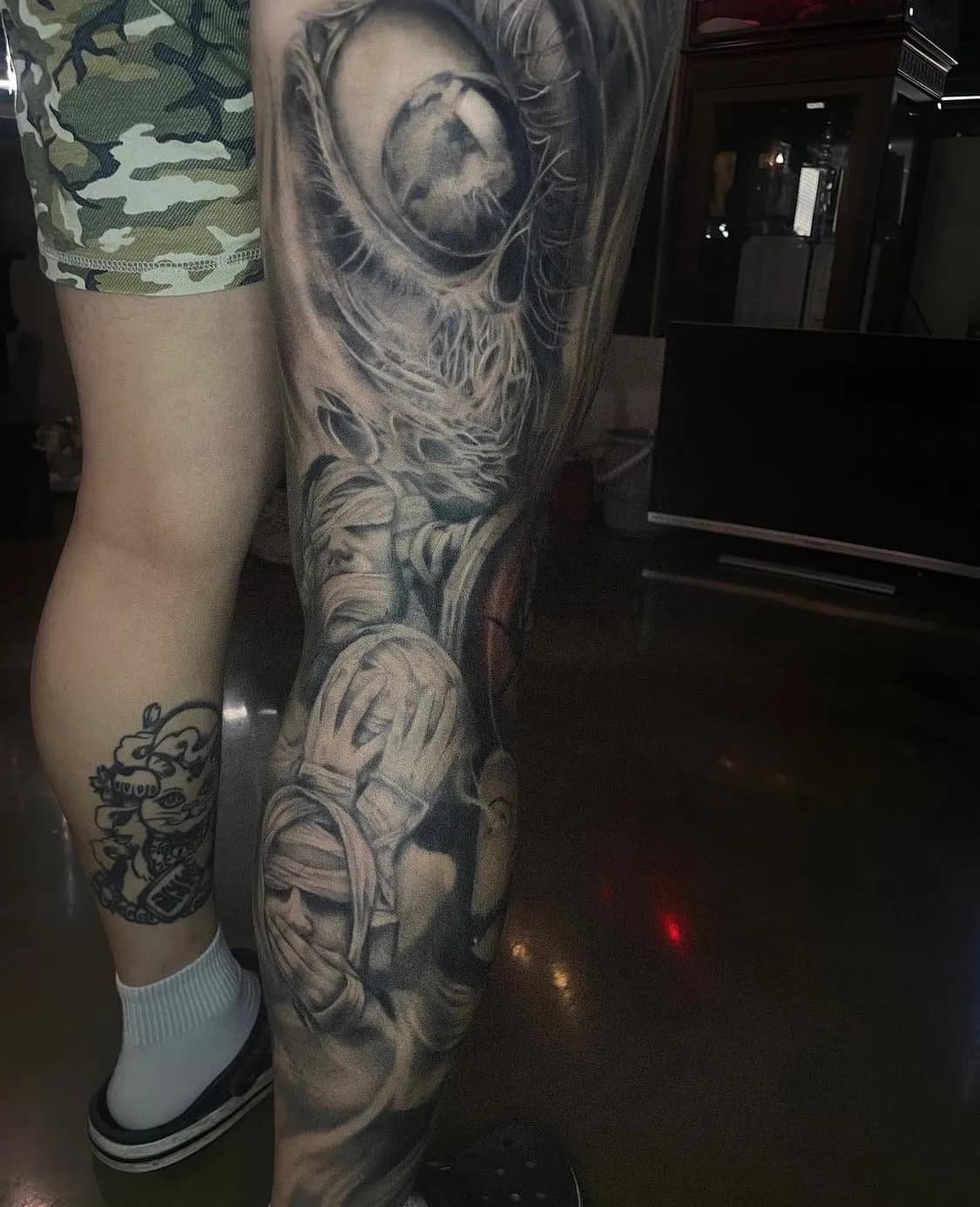 ๋คํฌ์ด๋ฏธ์ง