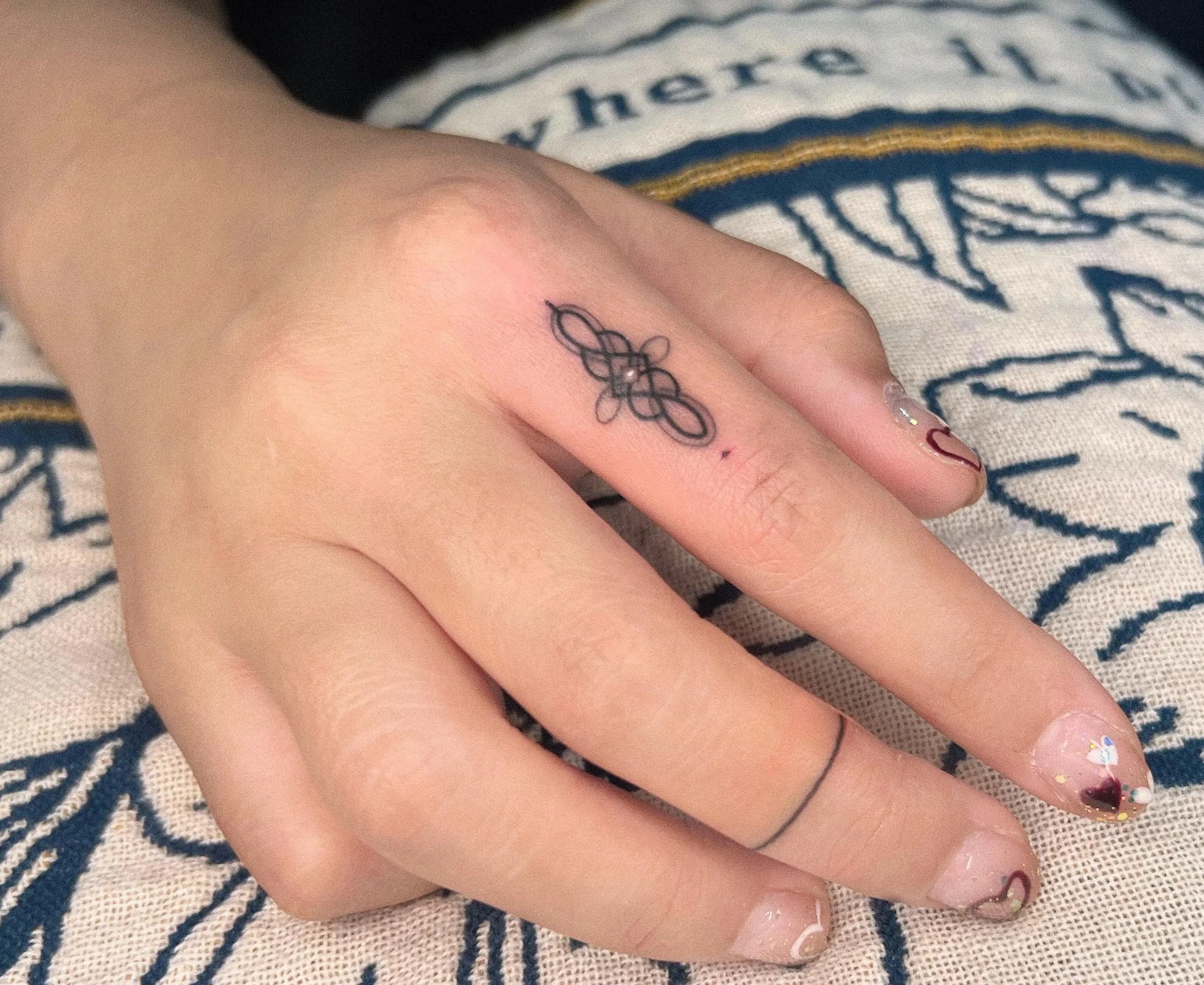 창원 타투 오너먼트 ( 창원 지역도 예약 가능 )