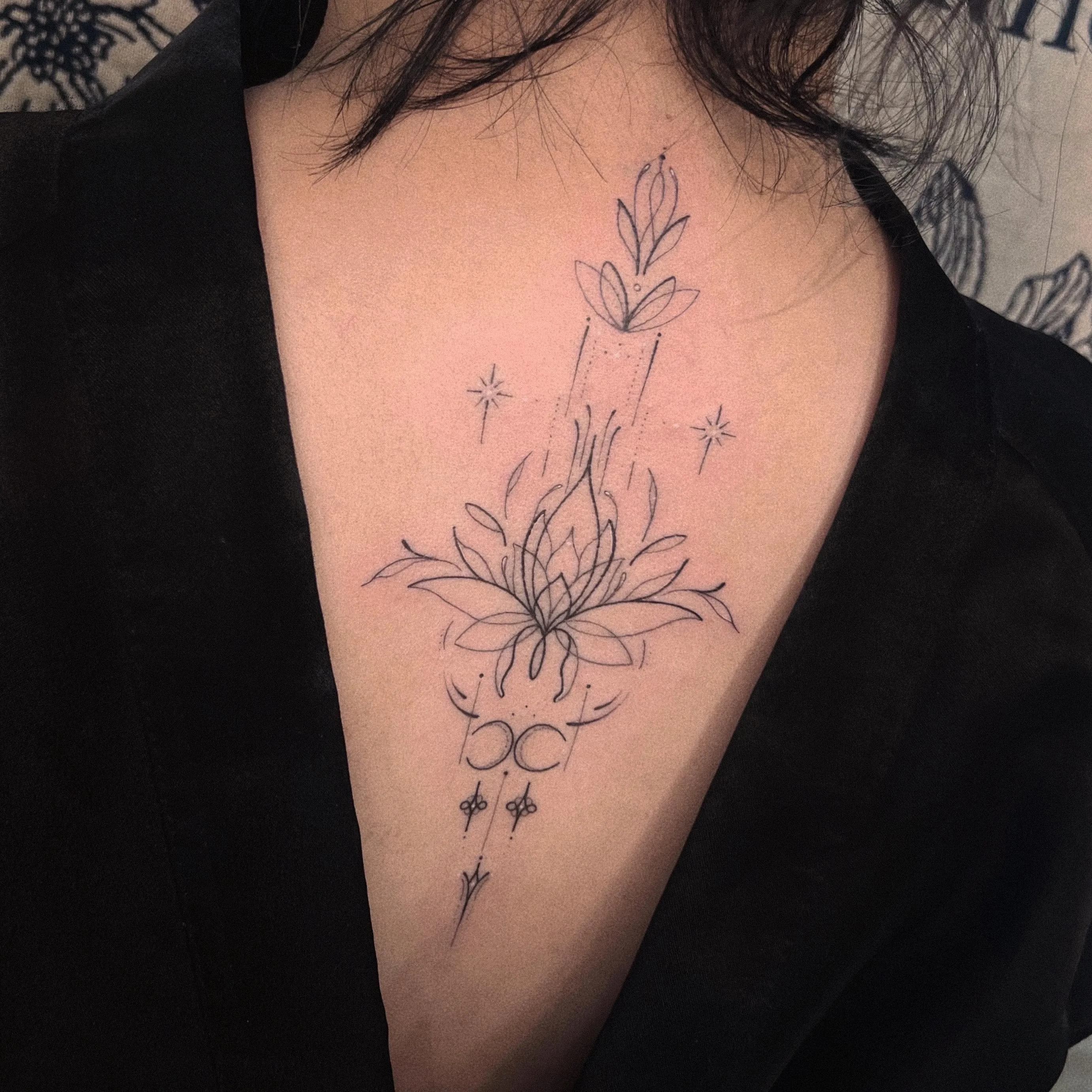 창원 타투 여자 등타투 ( 창원 지역도 예약 가능 )