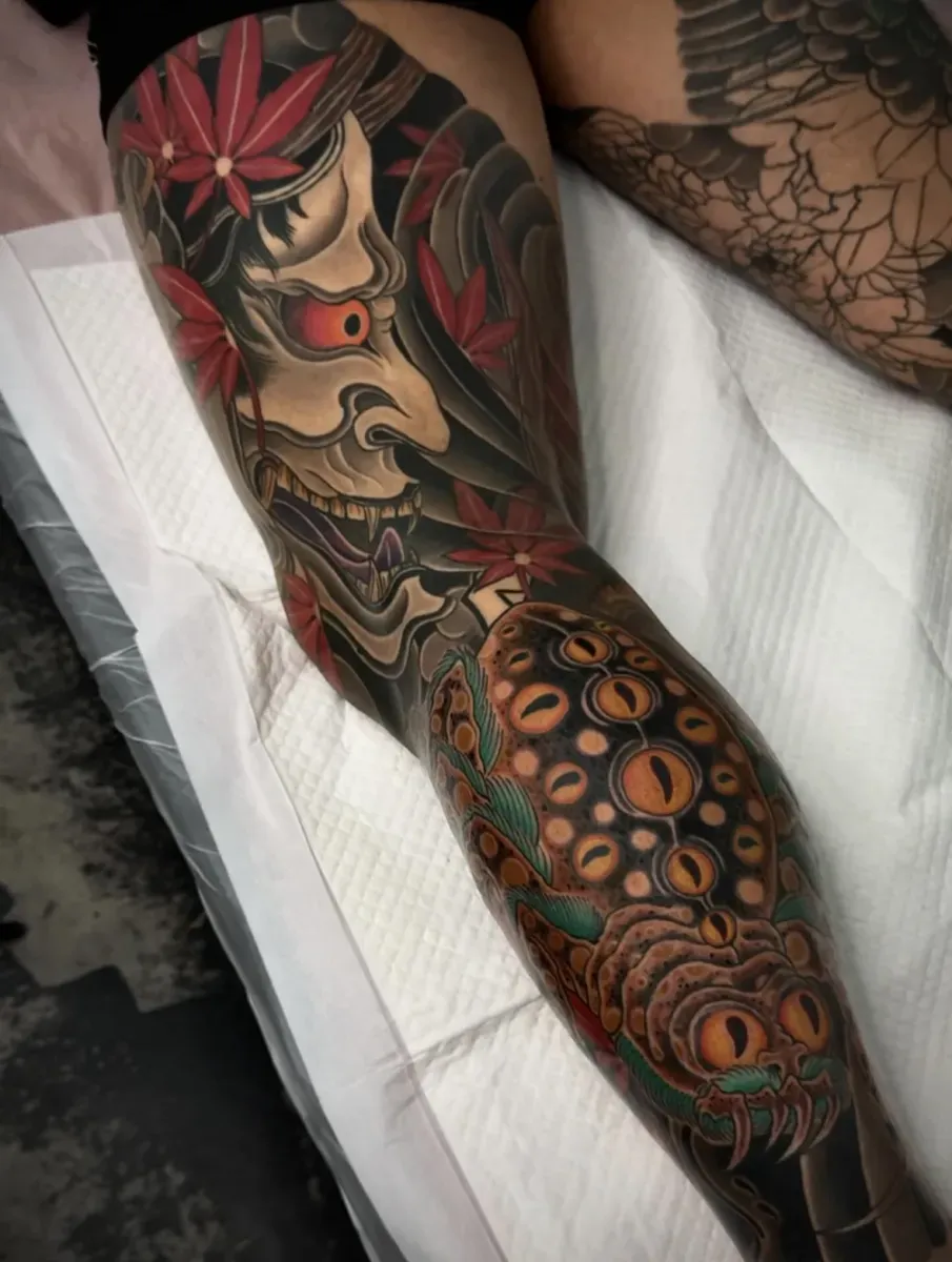 ํ์ผ์ ๊ฑฐ๋ฏธ์๊ดด ๊ธด๋ค๋ฆฌ - 1