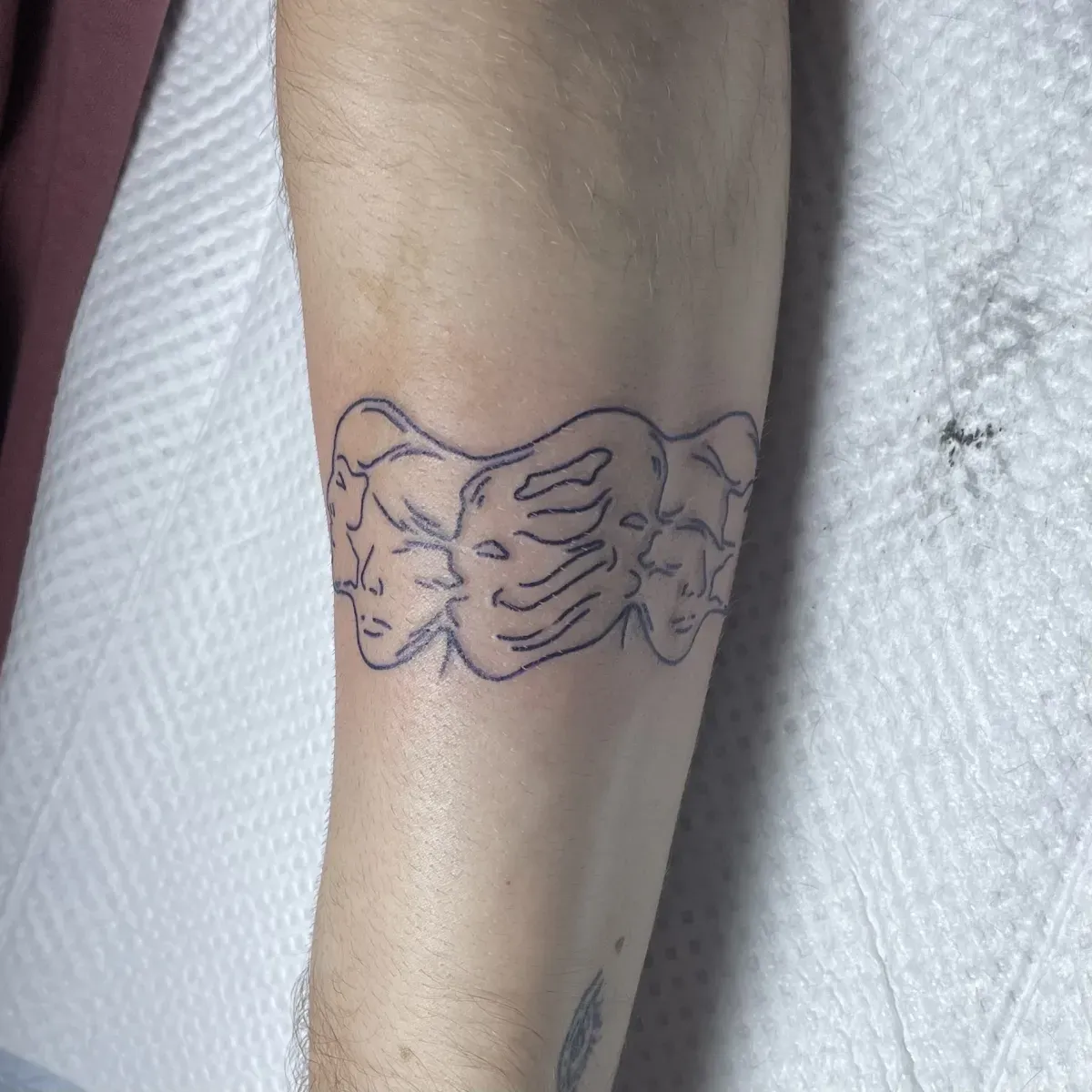 손님께서 그려온 그림