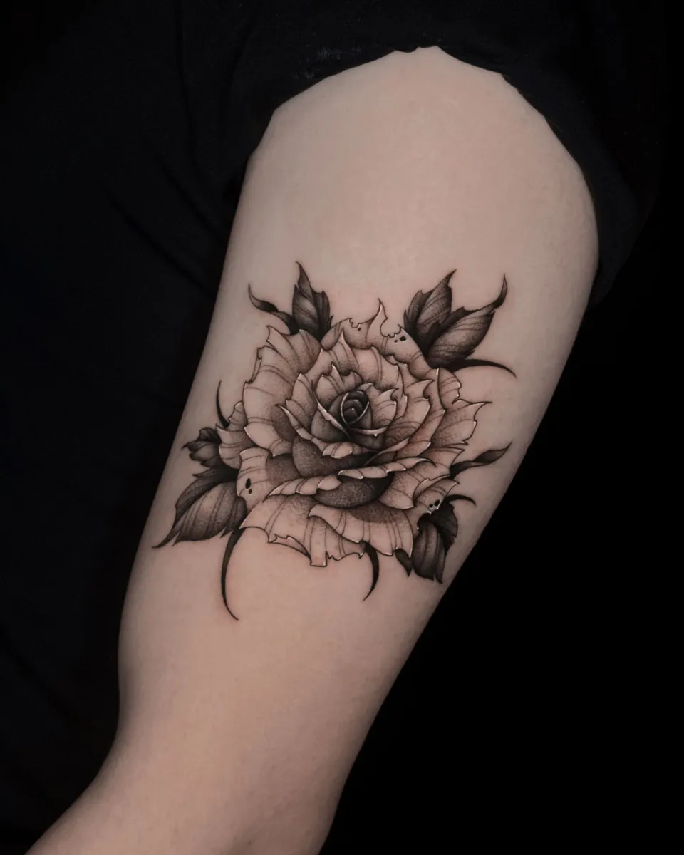 장미 블랙워크 타투 - 1