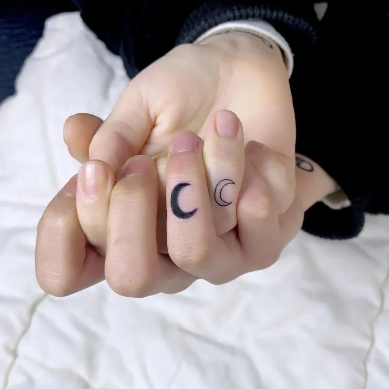 초승달 미니타투