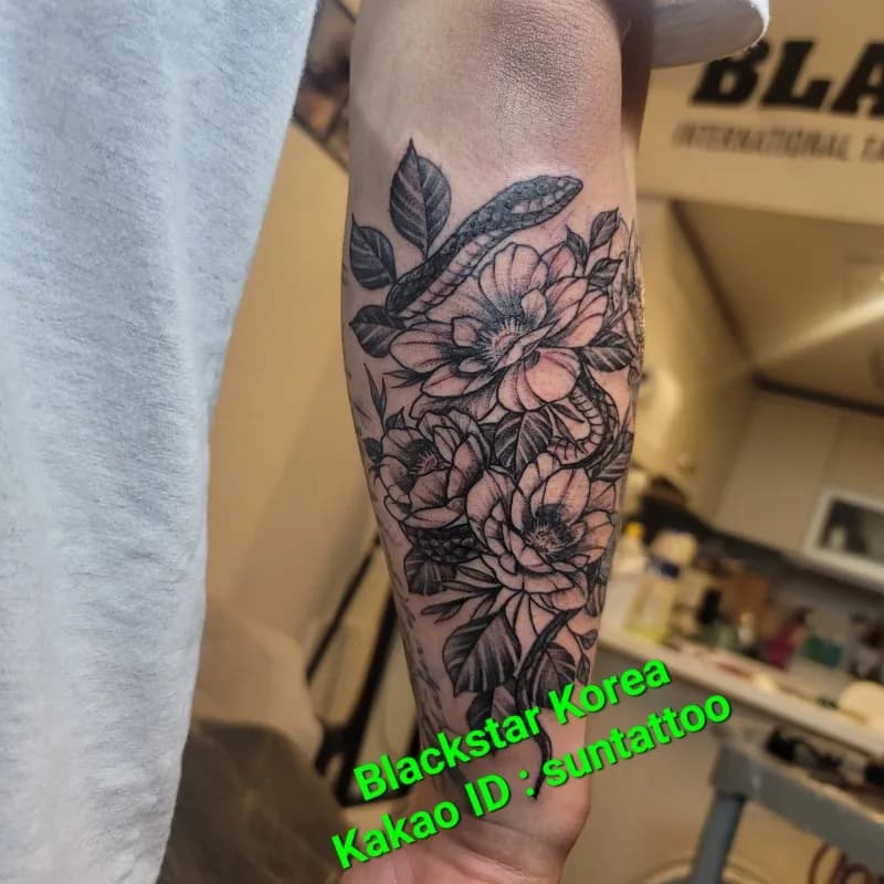 ํ ํ๋ฐ ๋ฑ๊ณผ ๊ฝ ํํฌ - 1