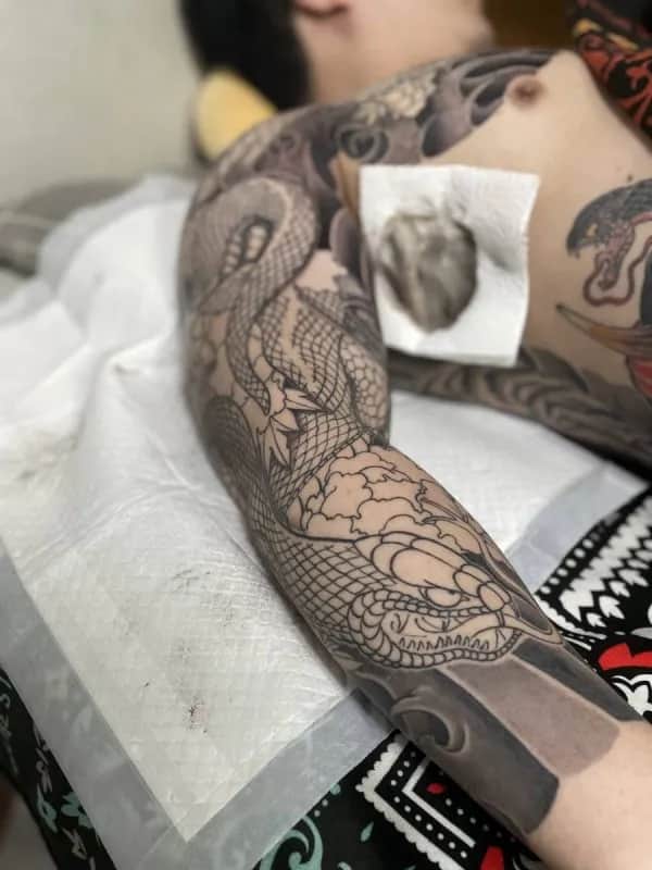대구) 가슴긴팔 뱀작업(완성 가격임)