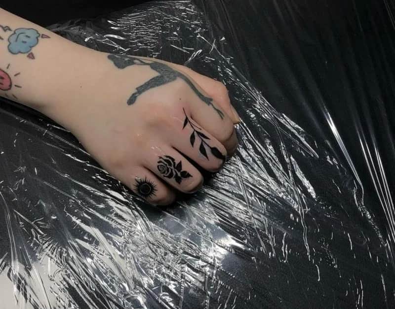 전주타투전주꽃타투장미타투손가락타투