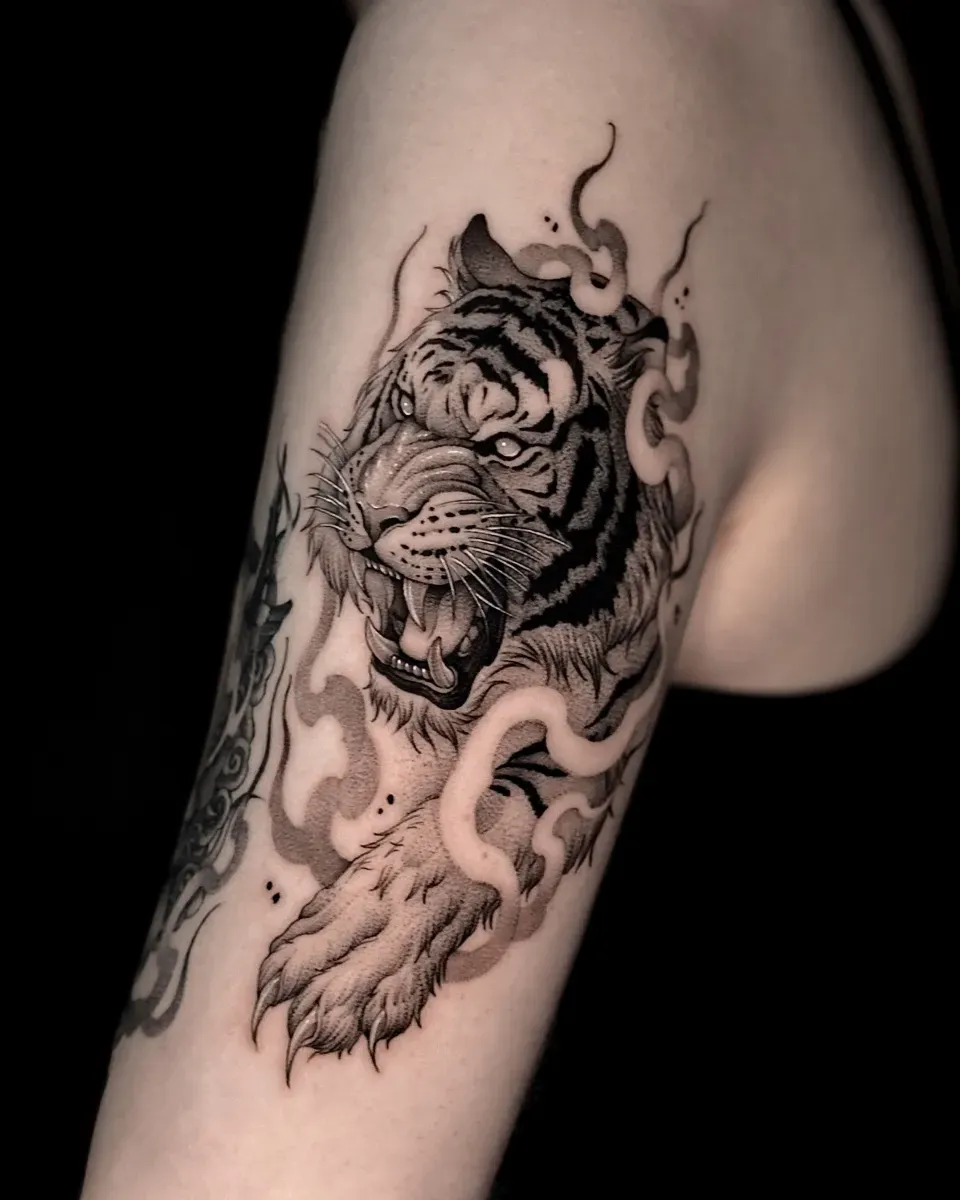 호랑이 블랙워크 타투 - 1