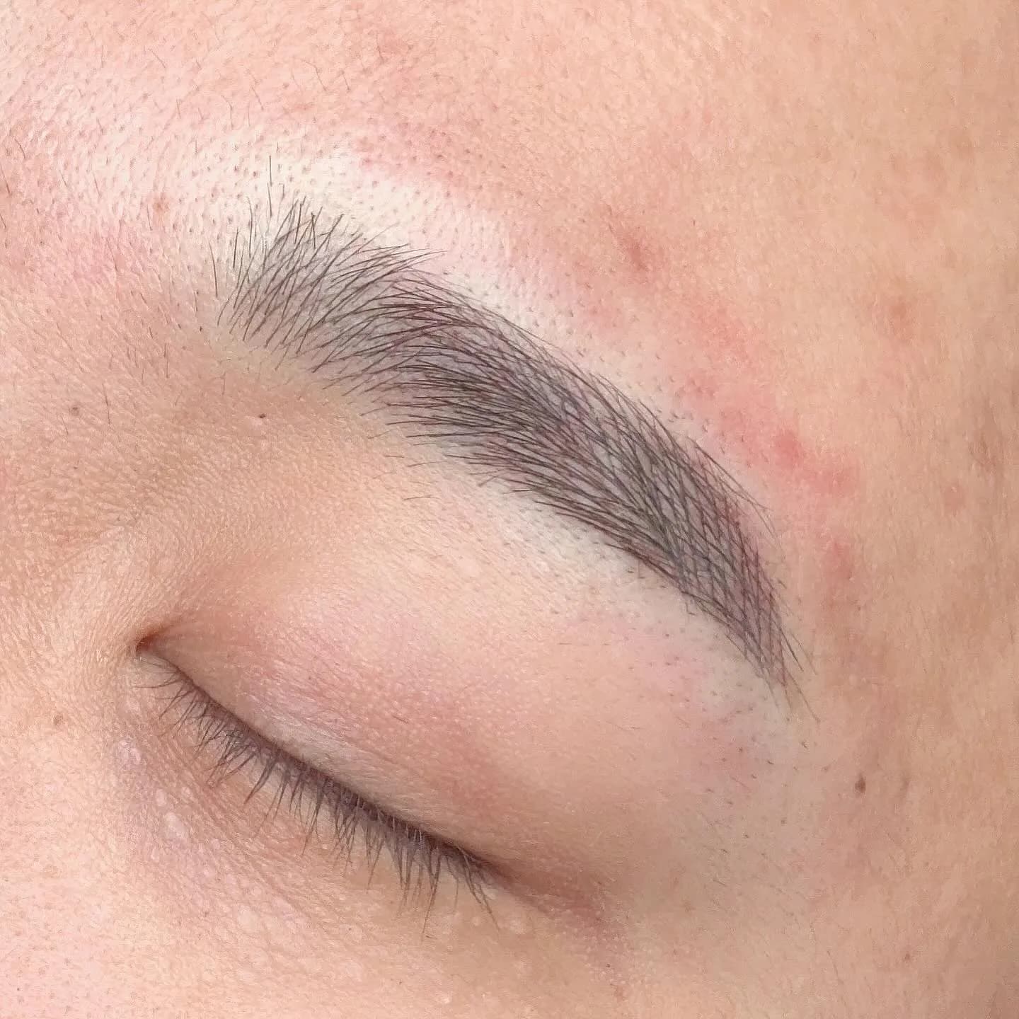 지운브로우 남자눈썹반영구 - 1