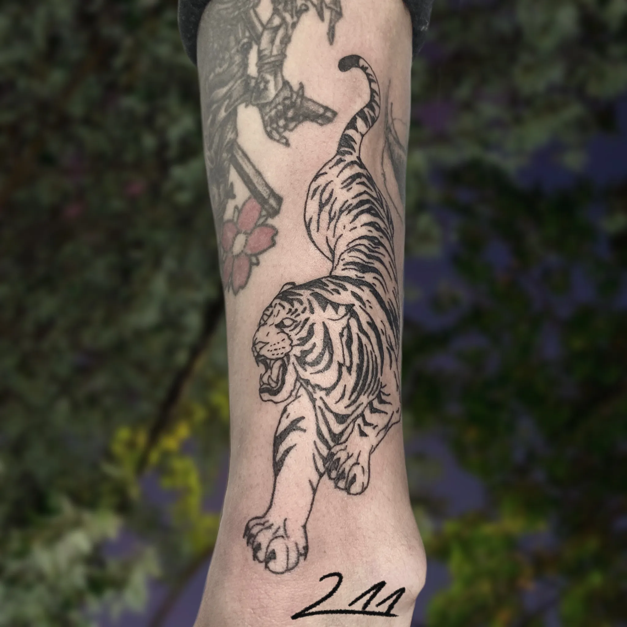 ๋ผ์ธ์ํฌ ํธ๋์ด ํํฌ - 1